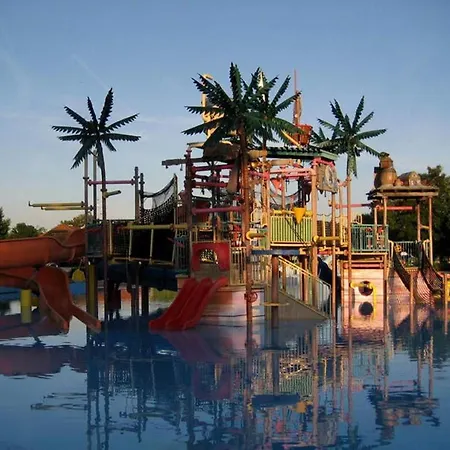 Aparthouse Supreme With Terme Catez Swimming Pools Tickets Catez ob Savi Exterior photo