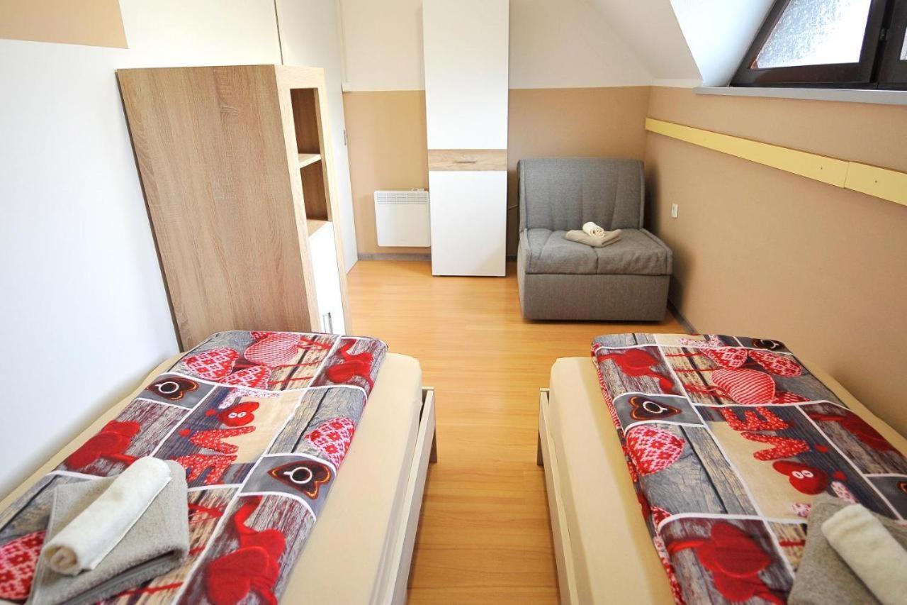 Aparthouse Supreme With Terme Catez Swimming Pools Tickets Apartment Catez ob Savi