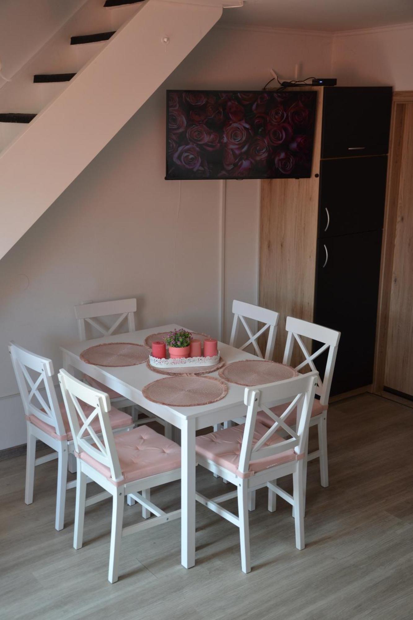 Apartment Aparthouse Supreme With Terme Catez Swimming Pools Tickets