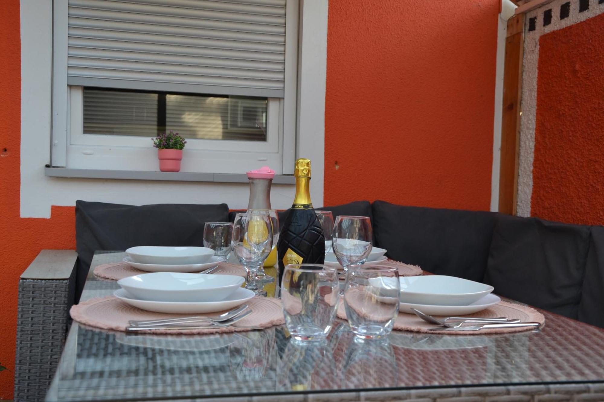 Aparthouse Supreme With Terme Catez Swimming Pools Tickets Apartment